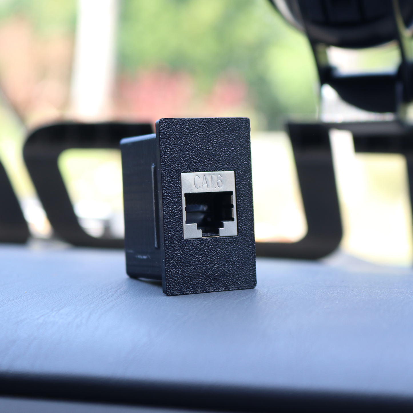 Land Cruiser 80 / 70 Series UHF RJ45 Passthrough