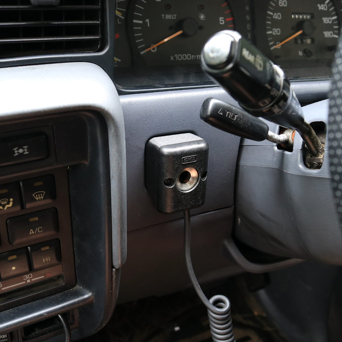 Toyota Diff Lock Blank UHF Handpiece Mount w/ or w/o RJ45 Passthrough