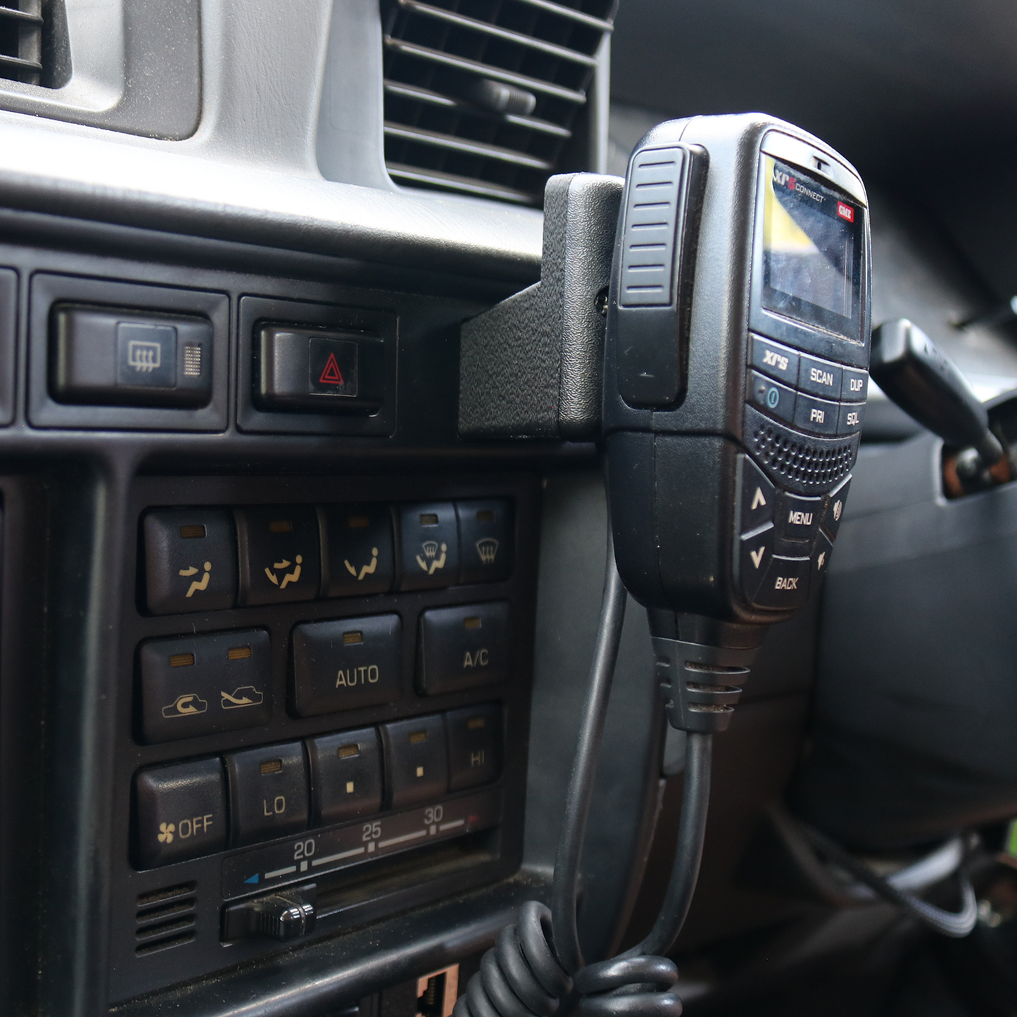 Land Cruiser 80 / 70 Series UHF Handpiece Mount w/ Passthrough RJ45